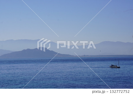 志賀島西海岸 金印海道より今宿方面を望む 志賀島西海岸 金印海道より今宿方面を望む 132772752