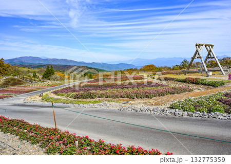 茶臼山高原（愛知県）観光リフトからの景色 132775359