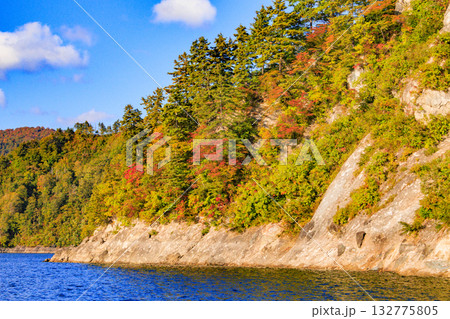奥只見湖 周遊コース 秋 奥只見湖 周遊コース 秋 132775805