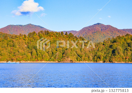 奥只見湖　周遊コース　秋 132775813