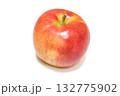 りんご 132775902