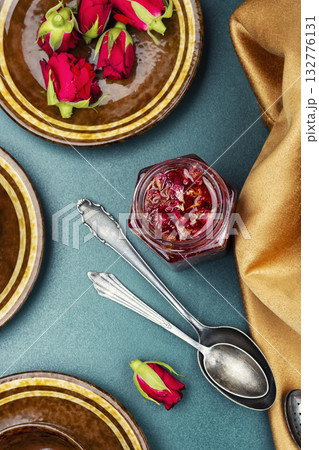 Rose petals homemade jam. 132776131