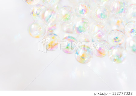 ガラス玉・キラキラ 背景素材 132777328
