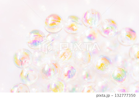 ガラス玉・キラキラ 背景素材 132777350