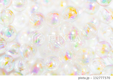 ガラス玉・キラキラ 背景素材 132777370