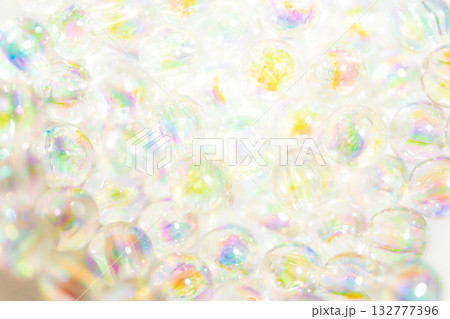 ガラス玉・キラキラ 背景素材 132777396