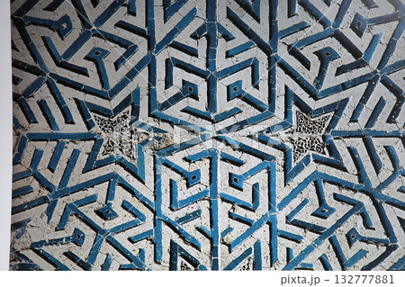 islamic mosaic in Jameh Mosque of Isfahan, Isfahan,Iran islamic mosaic in Jameh Mosque of Isfahan, Isfahan,Iran 132777881