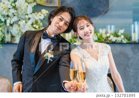 ウエディング 披露宴 乾杯 ウエディング 披露宴 乾杯 132781895