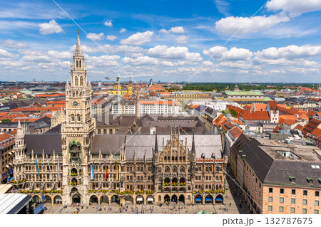 New Town Hall on Sunny Summer Day. Munich Cityscape. Bavaria, Germany New Town Hall on Sunny Summer Day. Munich Cityscape. Bavaria, Germany 132787675