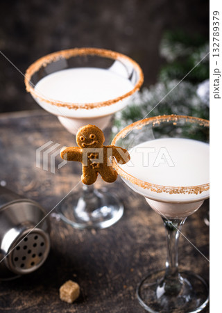 Christmas winter creamy cocktail eggnog 132789379