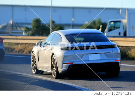 ドイツ製のスポーツカー　イメージ 132794128