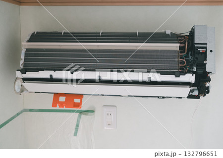 installation of an air conditioner installation of an air conditioner 132796651