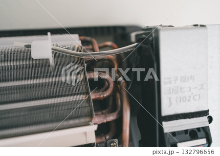 installation of an air conditioner installation of an air conditioner 132796656