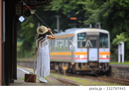 山間の駅 山間の駅 132797441