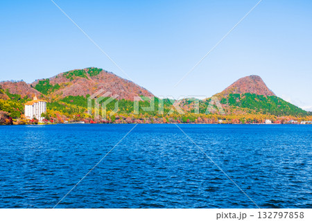 榛名山・榛名湖・鬢櫛山・烏帽子ヶ岳（秋） 132797858