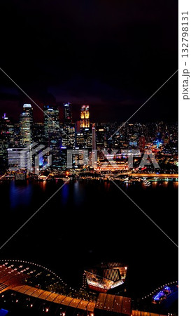 マリーナベイサンズから見た夜景 マリーナベイサンズから見た夜景 132798131