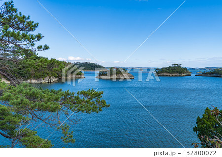 日本三景に数えられる松島の風景 132800072