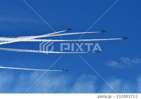 航空自衛隊ブルーインパルス 132803711