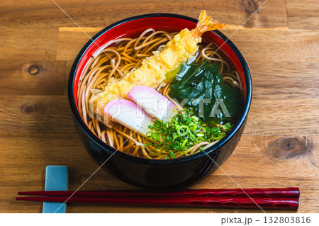 年越しそば 132803816