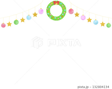 クリスマスリースとオーナメントのガーランドのイラスト 132804134