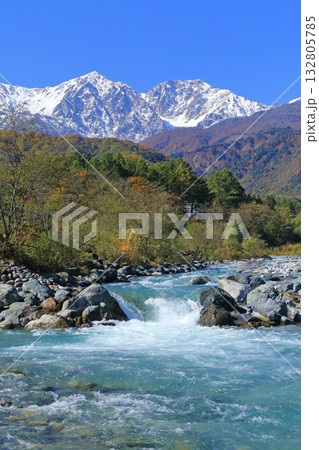 白馬連峰と三段紅葉 白馬連峰と三段紅葉 132805785