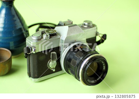 オールド　一眼レフカメラ　 132805875