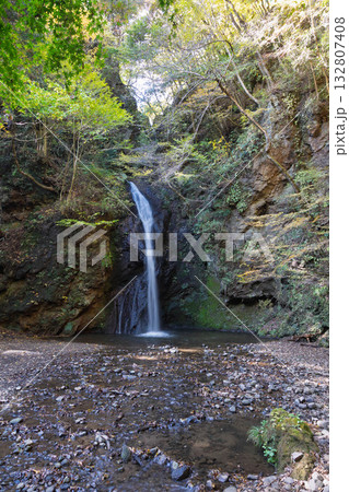 観音山不動滝　群馬県東吾妻町 132807408