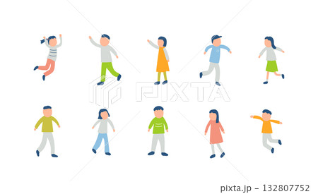 秋を過ごす子どもたちのイラストセット 132807752