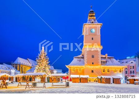 Brasov, Romania. Snowy winter landscape - Christmas Market in Transylvania 132808715