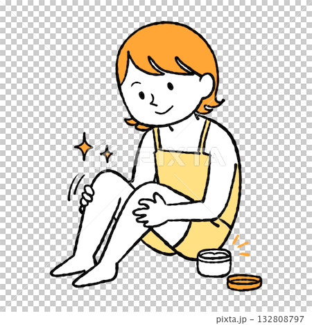 足に保湿クリームを塗る女性 132808797