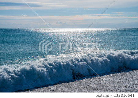 冬の海《三重県 七里御浜 ふれあいビーチ》 冬の海《三重県 七里御浜 ふれあいビーチ》 132810641