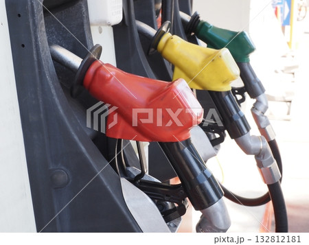 ガソリンスタンド 132812181