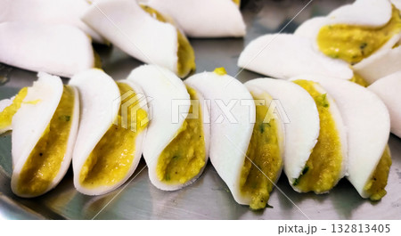 Traditional UP Phara made for Karwa Chauth Traditional UP Phara made for Karwa Chauth 132813405