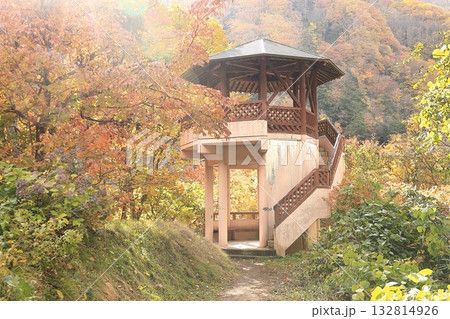 長野県高山村 松川渓谷の八滝展望台 長野県高山村 松川渓谷の八滝展望台 132814926