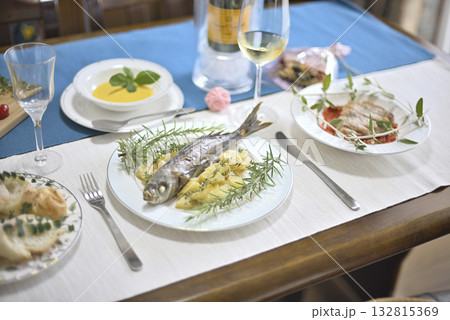 今日のお昼ご飯 今日のお昼ご飯 132815369