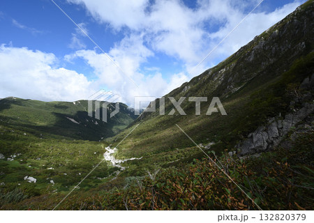 木曽駒ヶ岳登山、中央アルプス、長野県 132820379