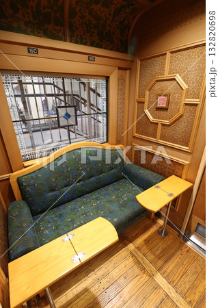 JR九州かわせみやませみ号　やませみ2号車 132820698