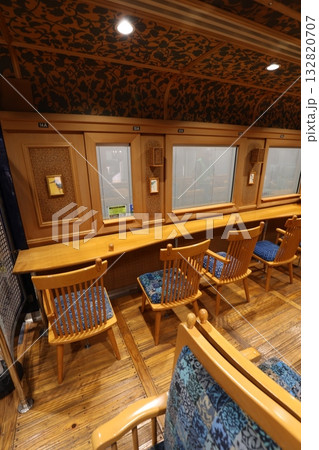 JR九州かわせみやませみ号　かわせみ1号車 132820707