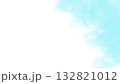 水色の水彩絵の具が優しく滲む背景イラスト 132821012