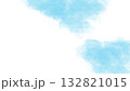 水色の水彩絵の具が滲む冷たさを感じる背景イラスト 132821015