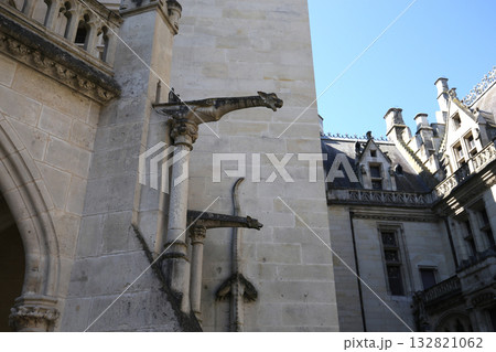 Chateau de Pierrefonds, Pierrefonds, Oise, France Chateau de Pierrefonds, Pierrefonds, Oise, France 132821062