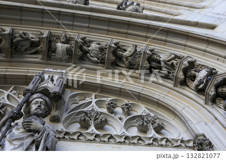 Chateau de Pierrefonds, Pierrefonds, Oise, France Chateau de Pierrefonds, Pierrefonds, Oise, France 132821077