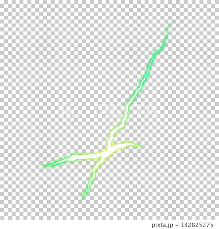 透明背景の緑色の稲妻 132825275