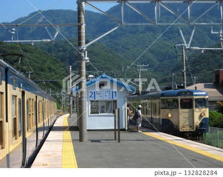 2008.9.12 内房線浜金谷駅 113系スカ色 2008.9.12 内房線浜金谷駅 113系スカ色 132828284