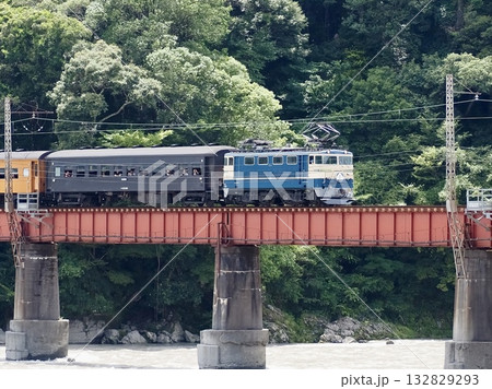 大井川鐵道 急行かわかぜ1号 富士ヘッドマーク 抜里駅〜川根温泉笹間渡駅 カット1 132829293