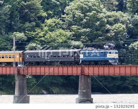大井川鐵道 急行かわかぜ1号 富士ヘッドマーク 抜里駅〜川根温泉笹間渡駅 カット3 132829295