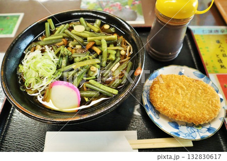 山菜そばと鹿肉コロッケ 132830617