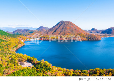 榛名山（秋）：掃部ヶ岳・硯岩からの眺め 132830878