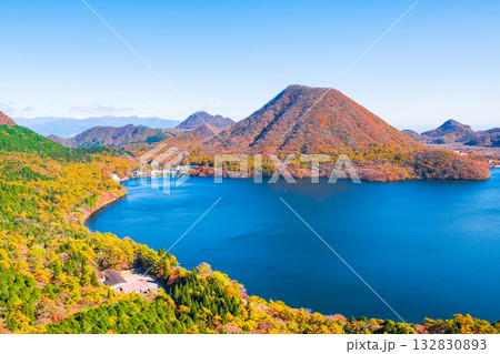 榛名山（秋）：掃部ヶ岳・硯岩からの眺め 132830893