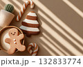 クリスマスのクッキーとホットドリンク 132833774